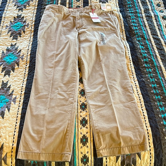 Mens Dockers Iconic Khaki Pants 40x32 - Picture 2 of 6
